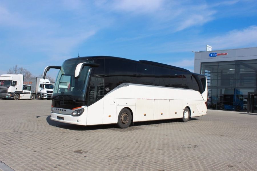 Autocars 48 places